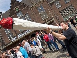 Голландцев оставят без сигарет