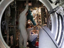 НАСА доверило России ремонт туалета в американской части МКС