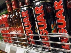 В России задумали отменить запрет на алкогольные энергетики