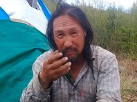 Идущий "изгонять" Путина шаман собрал массовый митинг в Чите