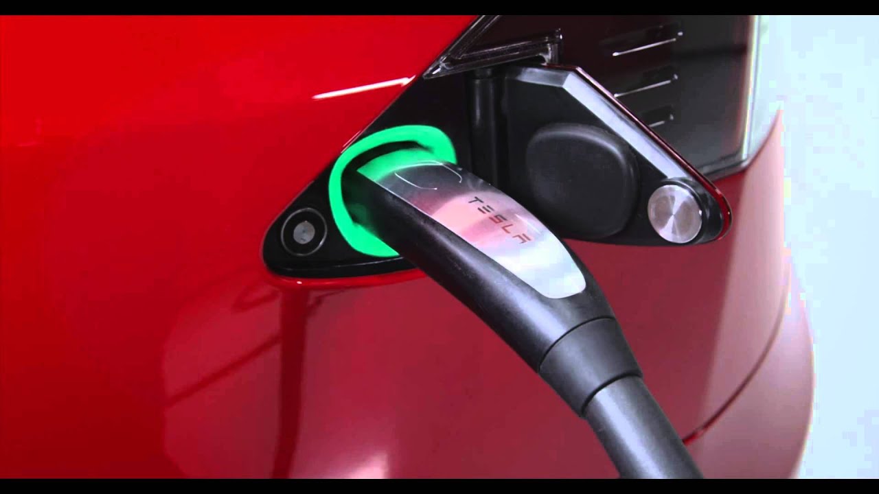 Зарядка автомобилей Tesla Model S и Model X снова стала бесплатной