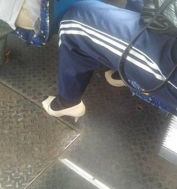 Картинки по запросу босоножки носки прикол