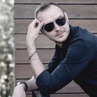 Иван  Сафронов