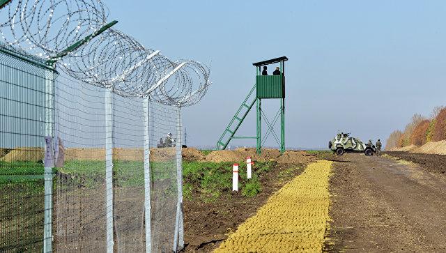 Участок границы Украины с Россией. Архивное фото
