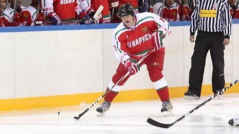 Картинки по запросу лукашенко на льду фото