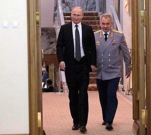 Фото дня - російські ЗМІ фальсифікують зріст прем'єра Медведєва - Цензор.НЕТ 3278