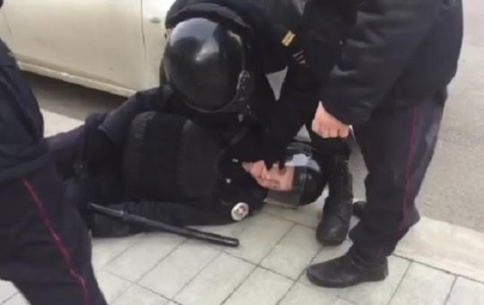 Image Hosted by PiXS.ru