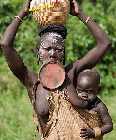 Mursi Women Gallery Африканские Племена, Африканские Женщины, Африканское Искусство, Работы Африканских Женщин, Красивые Темнокожие Женщины, Красивые Дети, Человеческая Природа, Культурное Разнообразие, Смешные Мемы