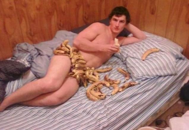 34 Failed Attempts at Trying to look Sexy Profile Pics