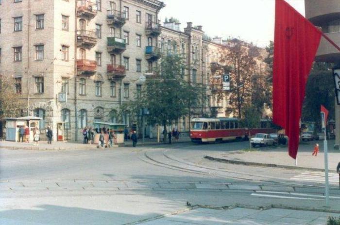 В СССР же как-то жили