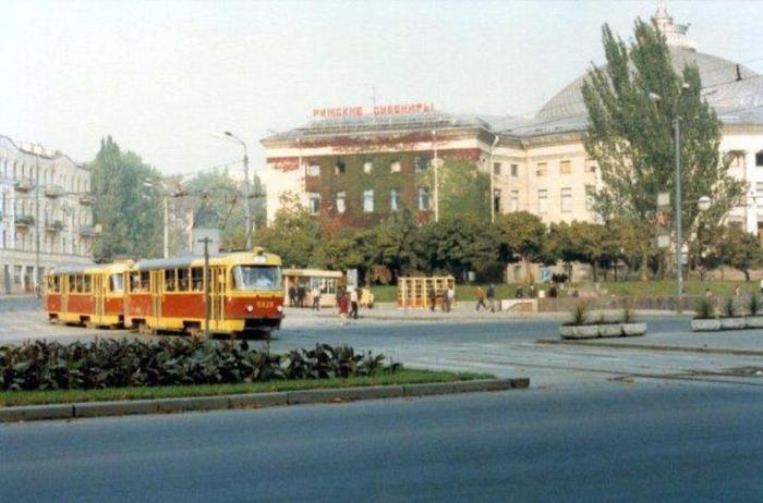 В СССР же как-то жили