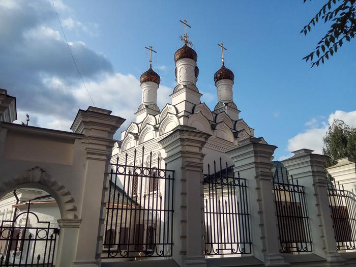 китайское подворье в москве храм николая чудотворца в голутвине. Смотреть фото китайское подворье в москве храм николая чудотворца в голутвине. Смотреть картинку китайское подворье в москве храм николая чудотворца в голутвине. Картинка про китайское подворье в москве храм николая чудотворца в голутвине. Фото китайское подворье в москве храм николая чудотворца в голутвине