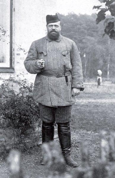 Александр III на охоте. Спала (Царство Польское). Конец 1880-х — начало 1890-х гг. Фотограф К. Бех. РГАКФД. Ал. 958. Сн. 19.