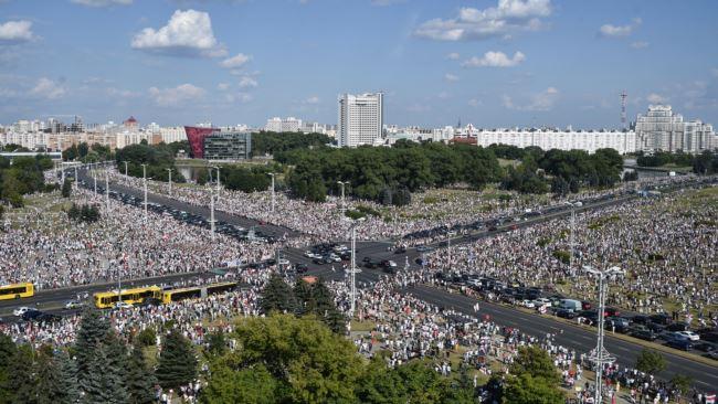 Митинг сторонников оппозиции в Минске, 16 августа 2020