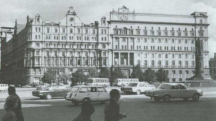 что такое особые полномочия кгб. Смотреть фото что такое особые полномочия кгб. Смотреть картинку что такое особые полномочия кгб. Картинка про что такое особые полномочия кгб. Фото что такое особые полномочия кгб