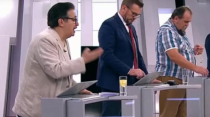мне стыдно что я украинец василь вакаров. Смотреть фото мне стыдно что я украинец василь вакаров. Смотреть картинку мне стыдно что я украинец василь вакаров. Картинка про мне стыдно что я украинец василь вакаров. Фото мне стыдно что я украинец василь вакаров