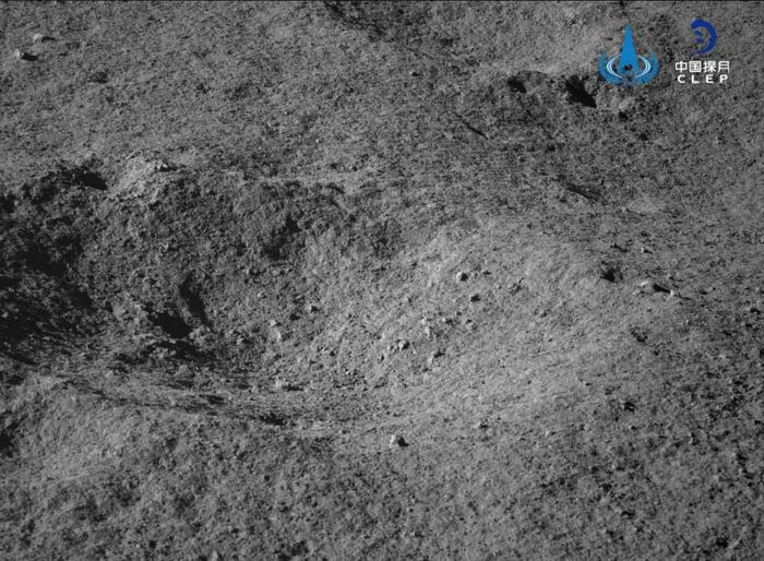 Фото с китайского спутника обратная сторона луны
