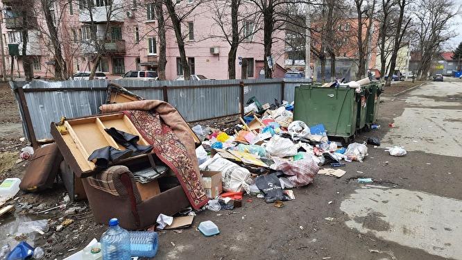 Семейные две пары играют в карты на раздевание Семейные две пары играют в карты на раздевание ставки на спорт стратегия ставок ряд чисел