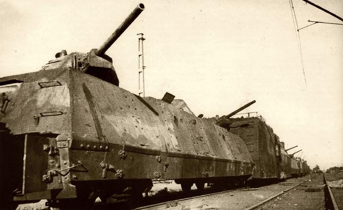 бронепоезд козьма минин история. Смотреть фото бронепоезд козьма минин история. Смотреть картинку бронепоезд козьма минин история. Картинка про бронепоезд козьма минин история. Фото бронепоезд козьма минин история