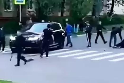 Нападение в автомобиле статья