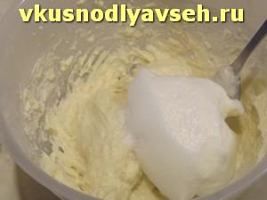 орли рыба в кляре. 6226101 3243463. орли рыба в кляре фото. орли рыба в кляре-6226101 3243463. картинка орли рыба в кляре. картинка 6226101 3243463. Судак орли – невероятно аппетитное блюдо, имеющее довольно интересную историю. Названо это кушанье было в честь Филиппа Орлика. Однажды этот человек оказался во Франции и создал собственную харчевню около Парижа. Самым почитаемым блюдом французского народа в те времена был именно судак. Его обжаривали во фритюре, обмакивая заранее в специальное тесто. В честь Филлипа кушанье стали называть орли. Позднее этот рецепт пришел и в нашу страну, захватив многочисленные рестораны, столовые и другие заведения общепита. Название совсем не поменялось. Благодаря данной статье вы узнаете, как сделать данное блюдо своими руками.