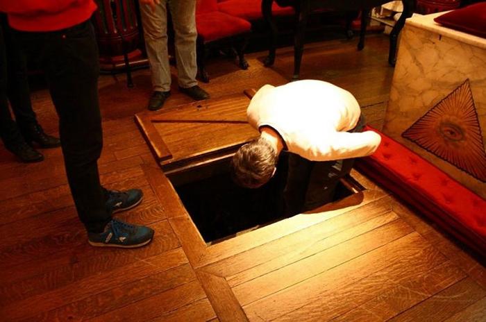 "Мне приказали пойти на это": тайная сторона российского масонства