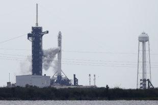 Фото: EPA/ERIK S. LESSER