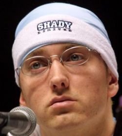 Eminem будет рекламировать таблетки для похудения
