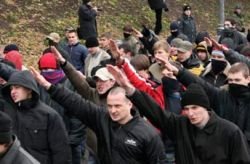 Разжигание межнациональной резни: в начале года московские скинхеды убили 18 человек, а ранили 40