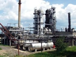 что горит на нефтезаводе сейчас. Смотреть фото что горит на нефтезаводе сейчас. Смотреть картинку что горит на нефтезаводе сейчас. Картинка про что горит на нефтезаводе сейчас. Фото что горит на нефтезаводе сейчас