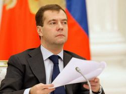 Медведев пообещал наказать руководство "Домодедово"