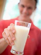 Производители знаменитого можайского молока просят защиты и помощи