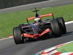 McLaren оштрафован за нарушение технического регламента