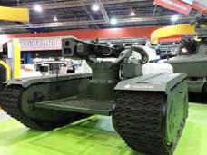 Представлен первый эстонско-сингапурский боевой робот