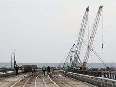 На владельца врезавшегося в Керченский мост сухогруза подали в суд