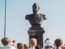 В Михайловске появился монумент царю-освободителю Александру II