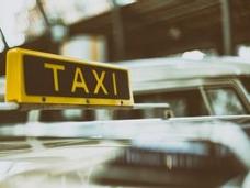 "Яндекс" и Uber объединили сервисы вызова такси в России