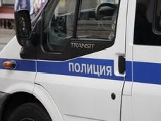 Столичная полиция задержала 250 мигрантов у ТЦ "Москва"
