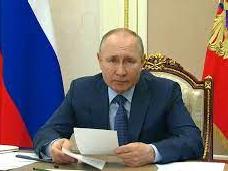 Чтобы попасть на послание Путина, депутаты Госдумы должны сдать тест на COVID трижды