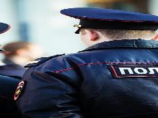 Трое полицейских в Москве задержаны за взятку в 12 млн рублей