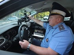 можно ли гаишникам стоять с радаром. Смотреть фото можно ли гаишникам стоять с радаром. Смотреть картинку можно ли гаишникам стоять с радаром. Картинка про можно ли гаишникам стоять с радаром. Фото можно ли гаишникам стоять с радаром