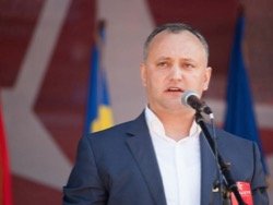 Додон: в Молдавии никто не пойдет на признание Крыма российским
