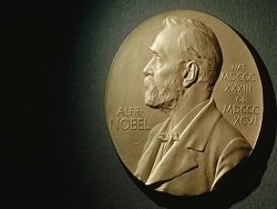 РФ пыталась воспрепятствовать присуждению Нобелевской премии мира Порошенко