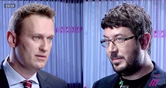 Политик против дизайнера. Как прошли дебаты Алексея Навального и Артемия Лебедева