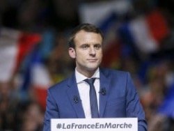 Лидером президентской гонки во Франции неожиданно стал Эммануэль Макрон