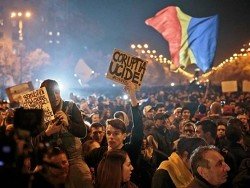 Многотысячные акции протеста продолжились в Румынии
