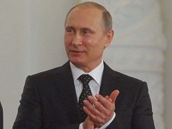 Владимир Путин озвучил первые поздравления с Днем защитника Отечества