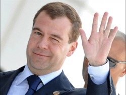 Медведев посоветовал участникам ЕАЭС не упражняться в подсчетах цены на российский газ