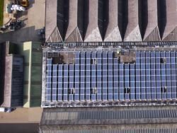Amazon превратит крыши складов в солнечные электростанции