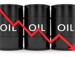 Цены на нефть рухнули. Что будет с рублем?